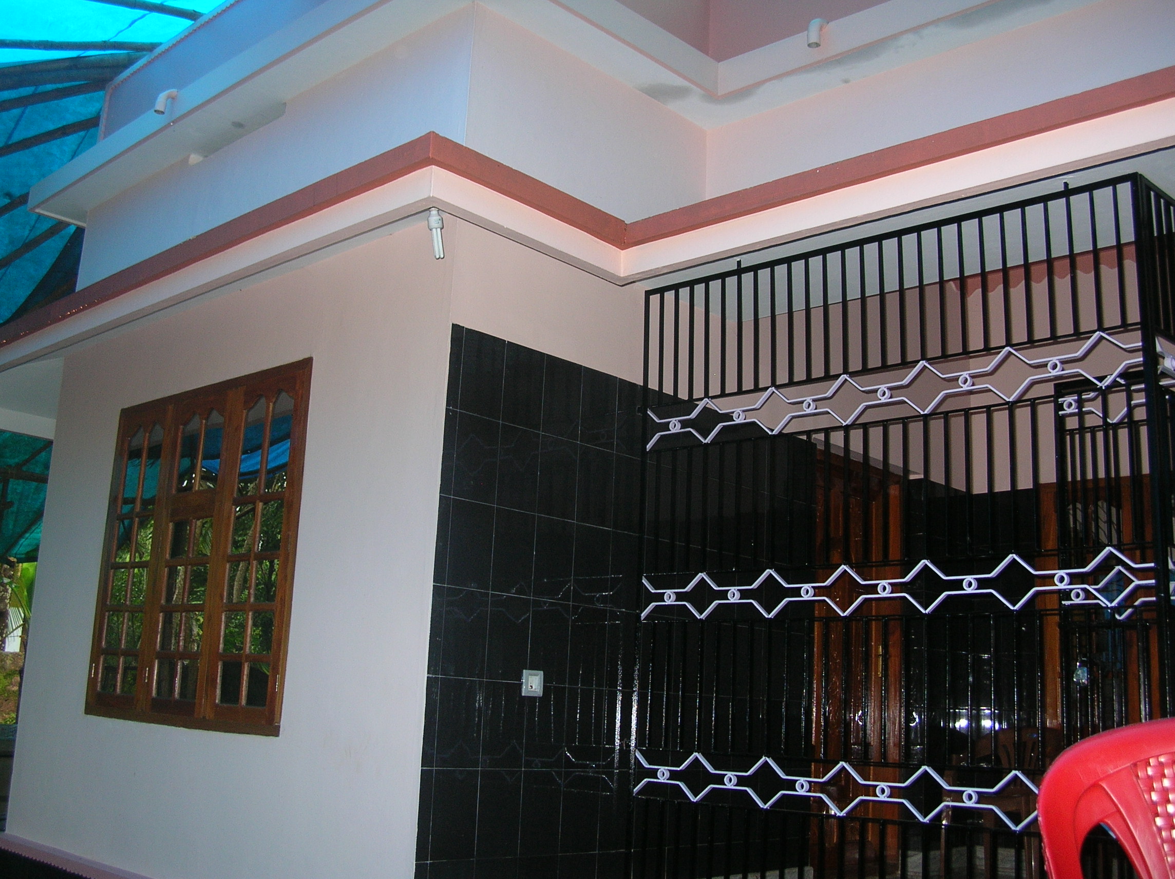 15 cents land with single storied house for sale at Kayalode (Thazhe), Mambaram