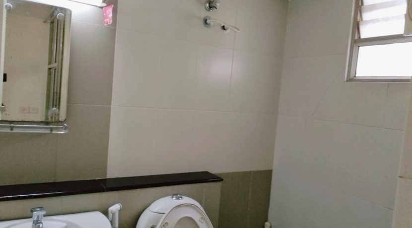 B612_20200109_194536_725