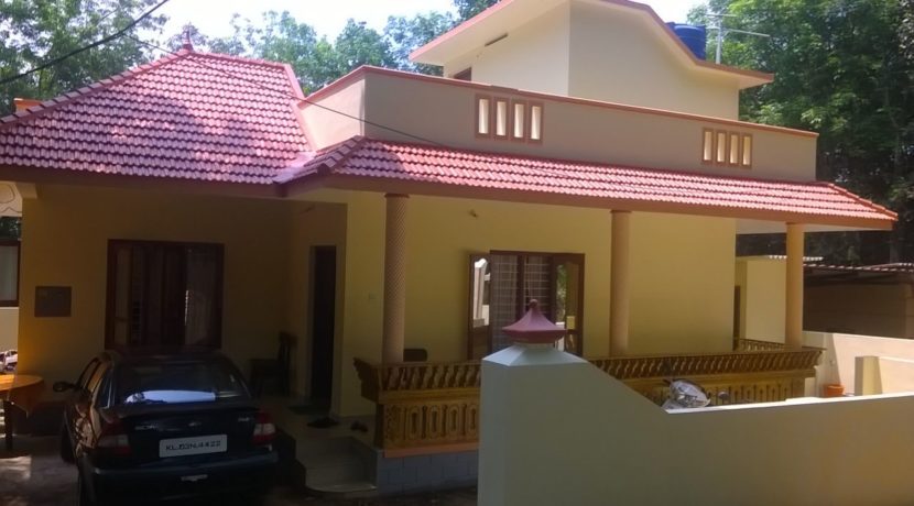 Eben-Ezer Kaleeckalayyathu New House