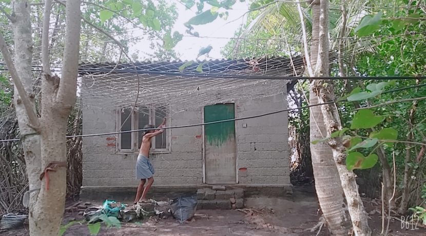 B612_20200408_090544_776