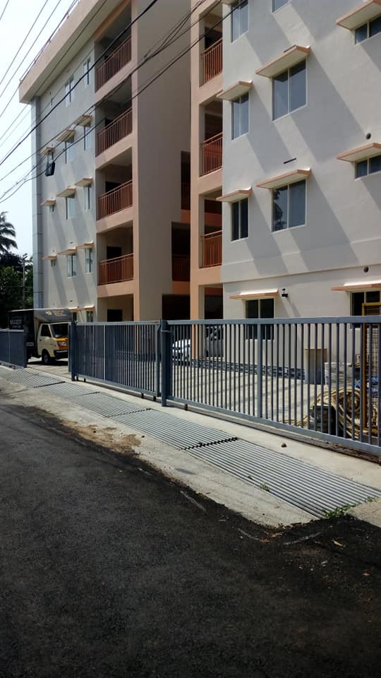 Royal Avenue Apartments -Majestic builders