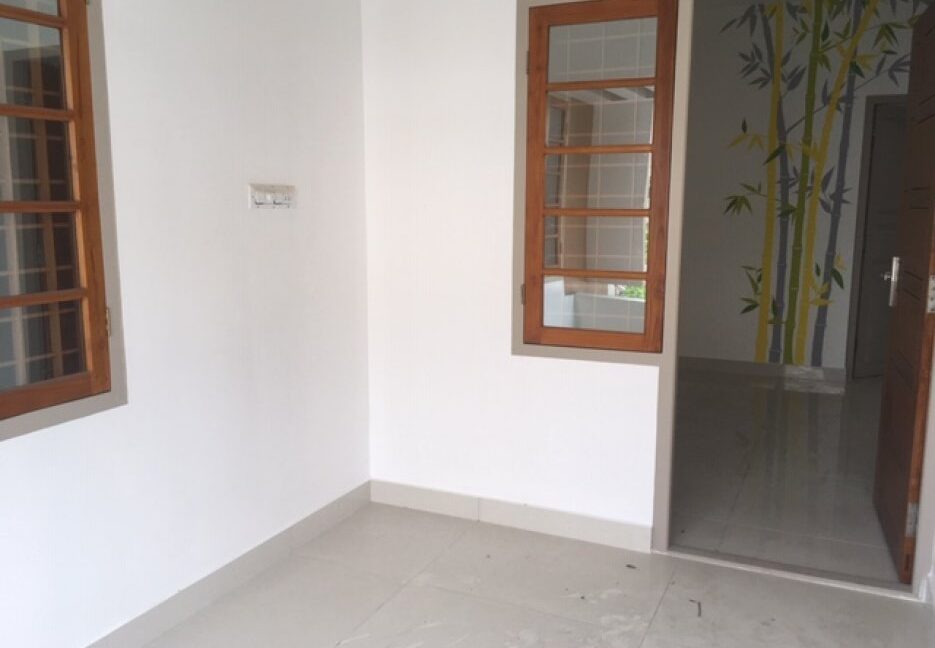 2920 - Balcony- Resize